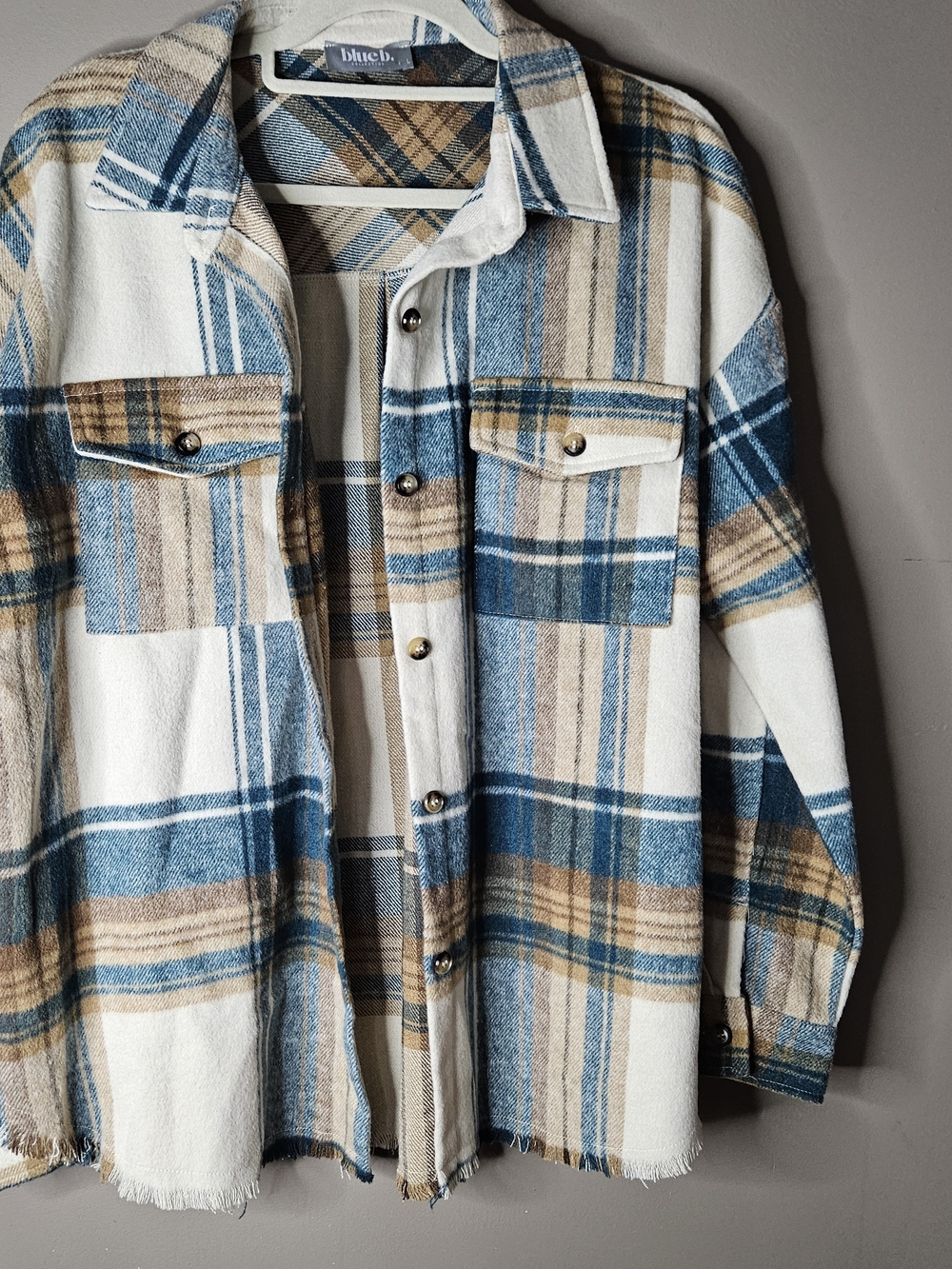 Women's Blue & Tan Plaid Shacket Jacket Size L Ptp 23" Length 28.5"